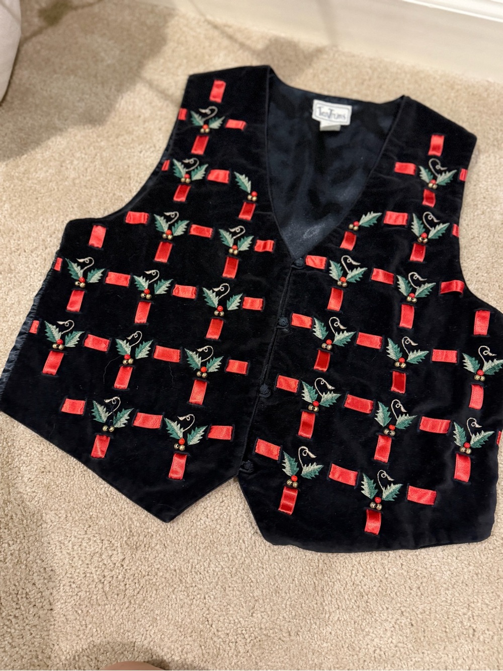 Vintage Tantrums Black Velvet Christmas Vest Holly Ribbon Large